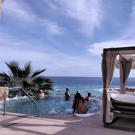 Swuim Up Beach Suite